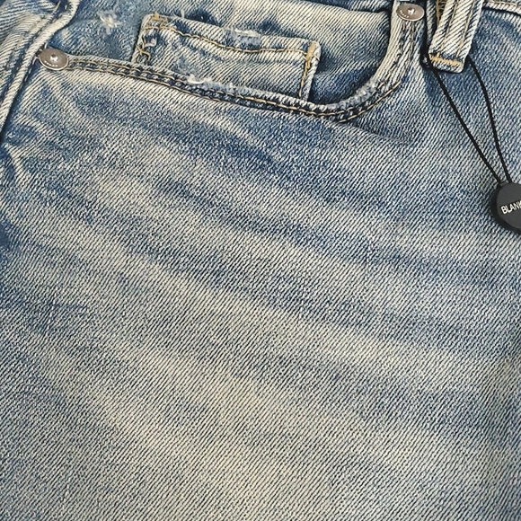 NWT BLANKNYC THE ESSEX DISTRESSED DENIM SHORTS SIZE 26 - Picture 6 of 7